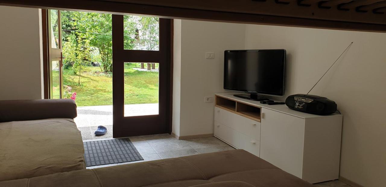 Apartmaji Vitez Apartma 1 Bovec Buitenkant foto
